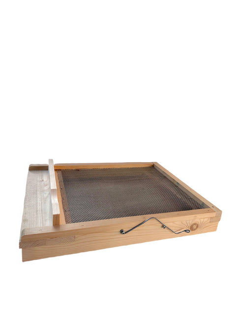 1055 Anti-acar bottom made of wood for 10-frame dadan hive.